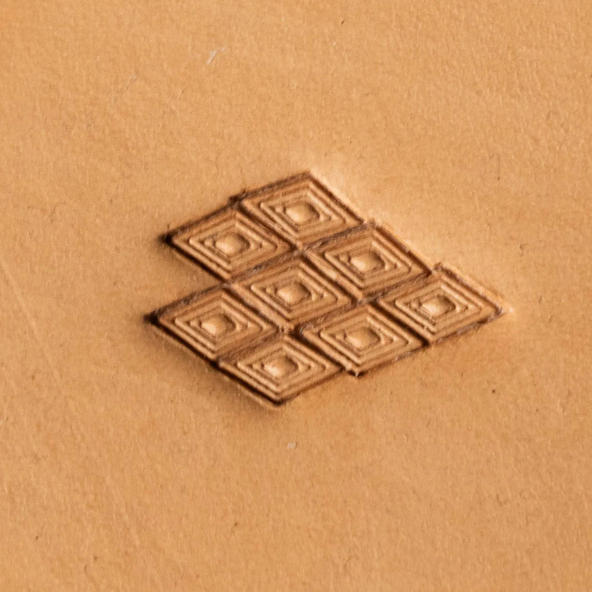 LT280 Geometric Leather Stamping Tool–Diamond Cubes Geometric 10x5mm (2/5" x 1/5")