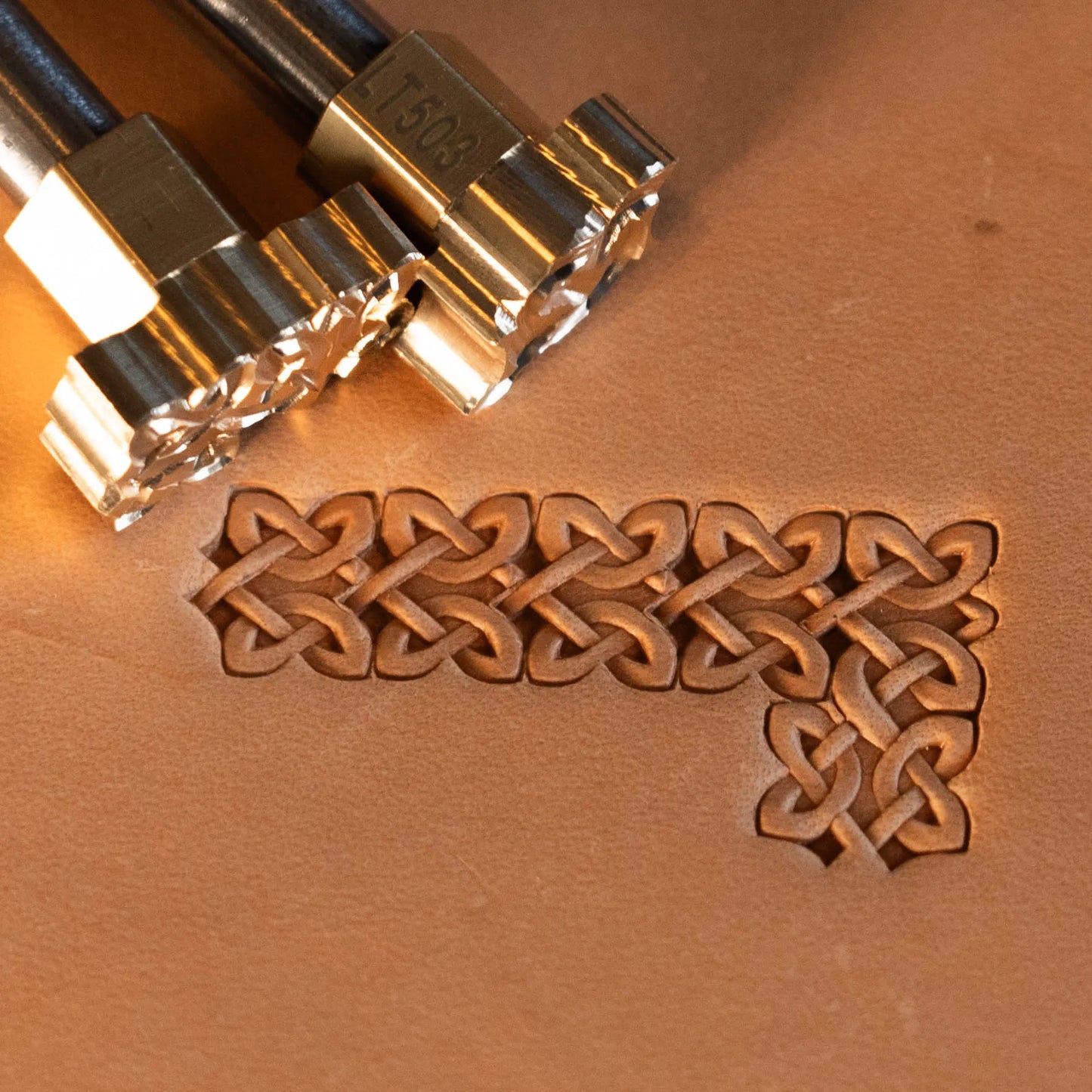 LT502Celtic Leather Stamping Tool– Celtic knot