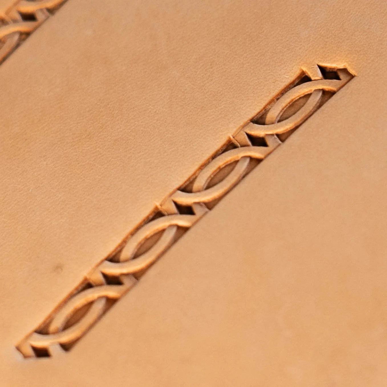 LT523 Geometric Leather Stamping Tool–Chain Link Corner Geometric