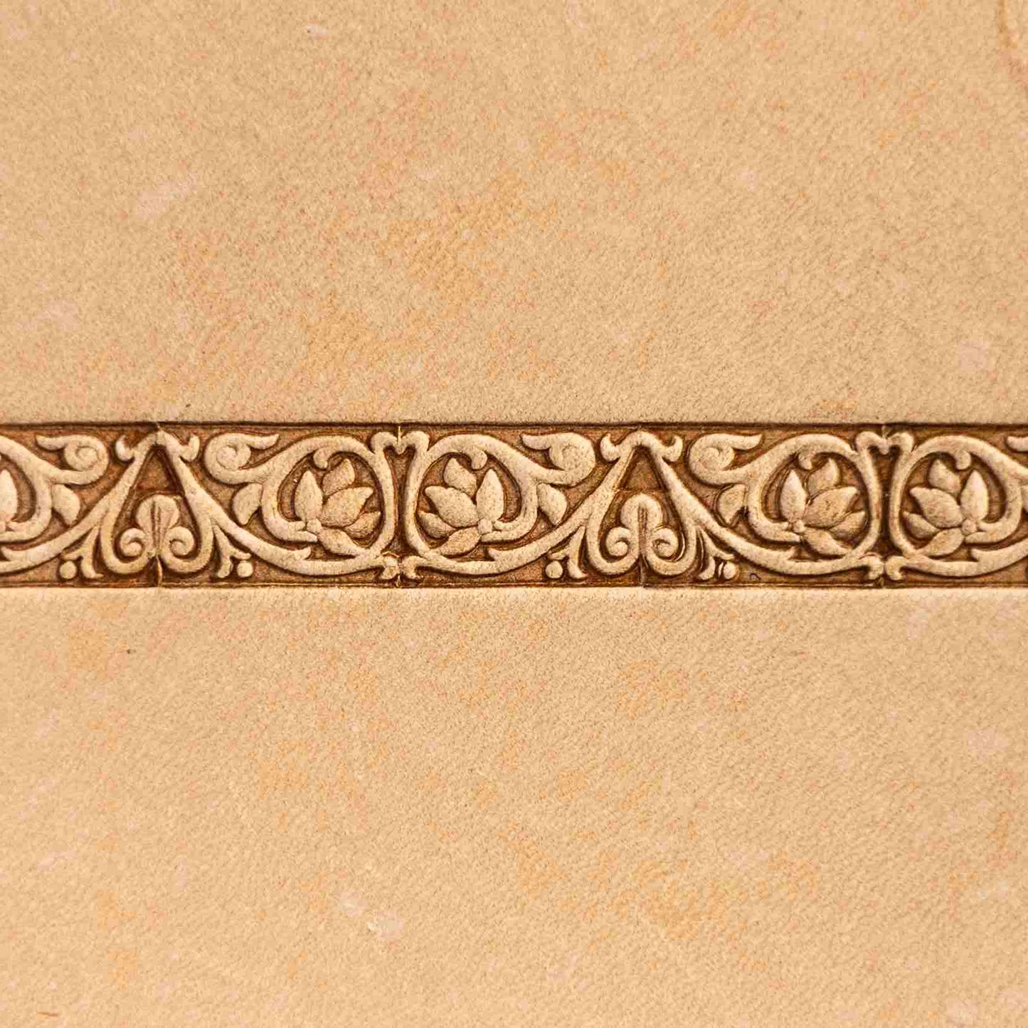 LT101 Flower Leather Stamping Tool–Ornate Border Flower 17x10mm (2/3" x 2/5")