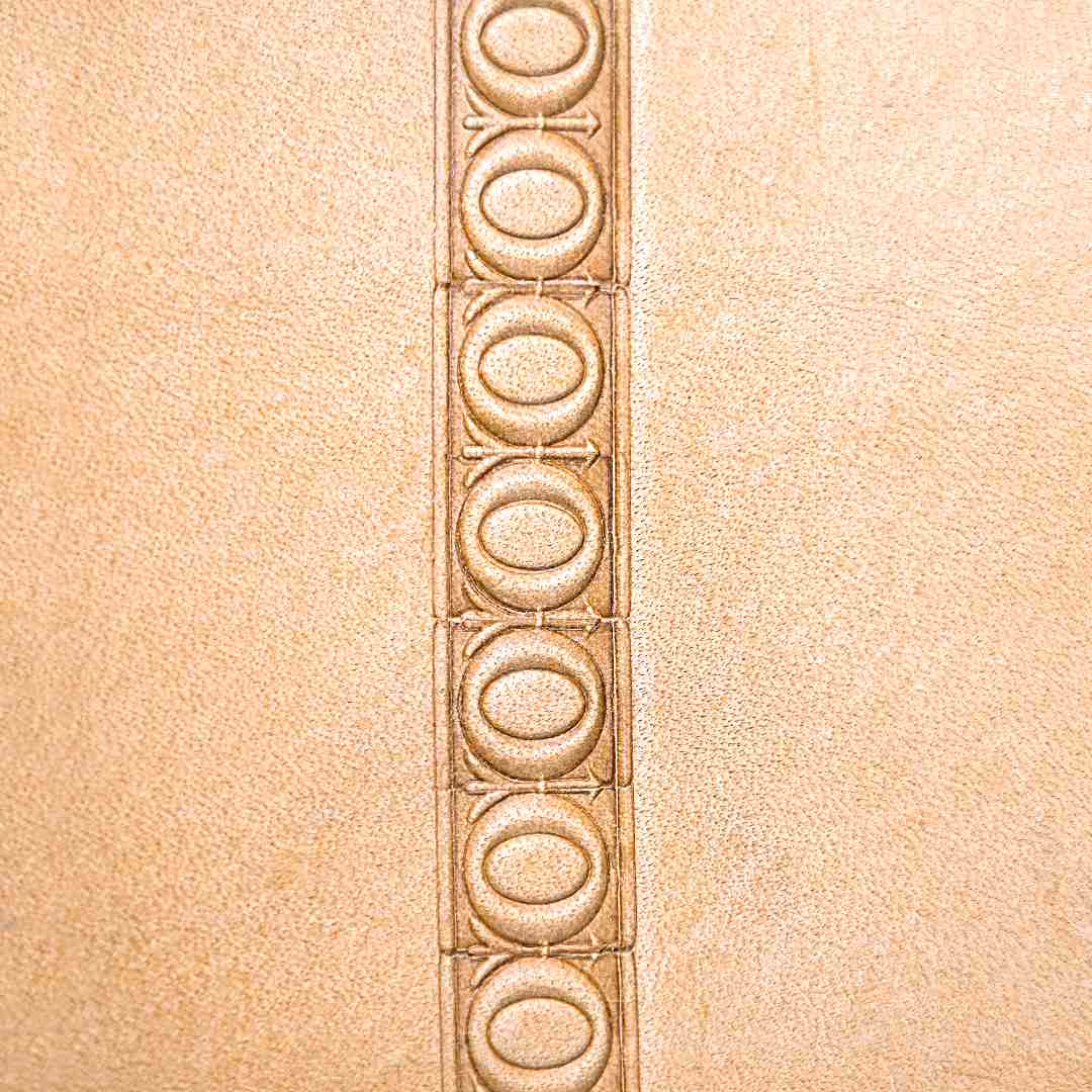 LT050 Heart Leather Stamping Tool–Oval Heart Shape