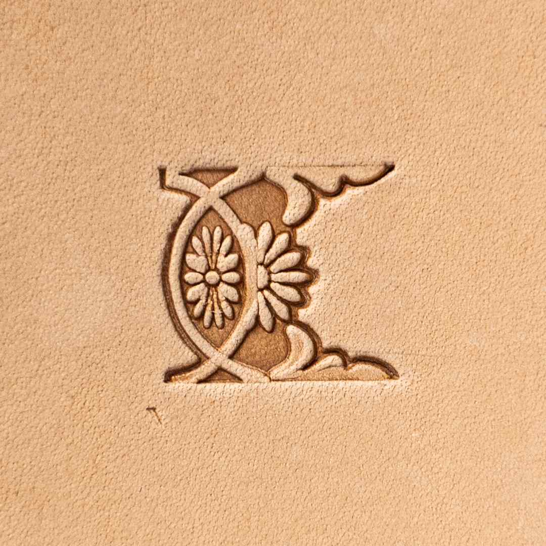 LT163 Flower Leather Stamping Tool–Floral Border Flower 16x15mm (5/8" x 7/12")