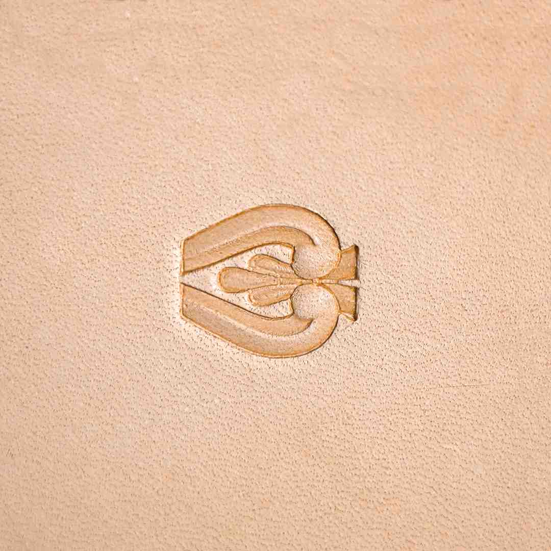 LT070 Heart Leather Stamping Tool–Chain Heart 15x13mm (9/16"x1/2")
