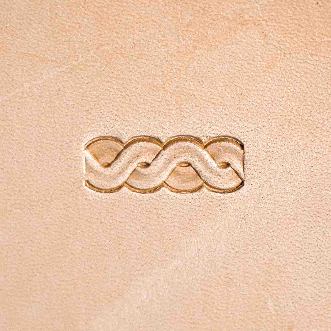 LT072 Interlaced Border Leather Stamping Tool– Interlaced Border 19x7mm (3/4"x9/32")