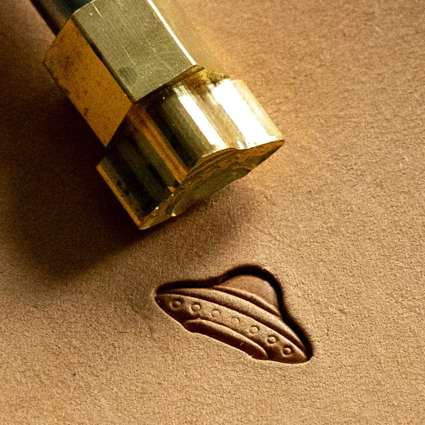 LT751 Pattern Leather Stamping Tool for Professional Crafters – UFO Spaceship Pattern 18x18mm (5/7" x 5/7")