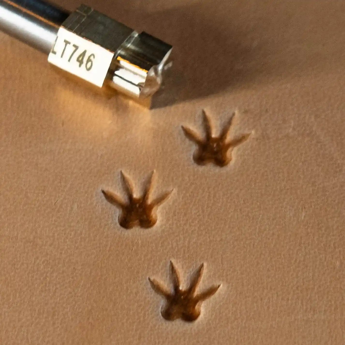 LT746 Rat Tracks Leather Stamping Tool– Rat Tracks 11x11mm (7/16" x 7/16")