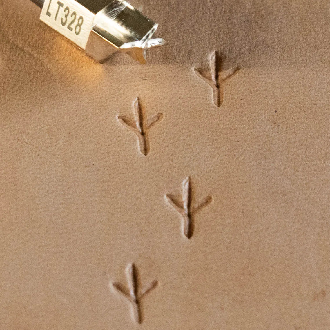 LT328 Footprint Leather Stamping Tool–Bird Track Footprint 07x11mm (3/11" x 7/16")