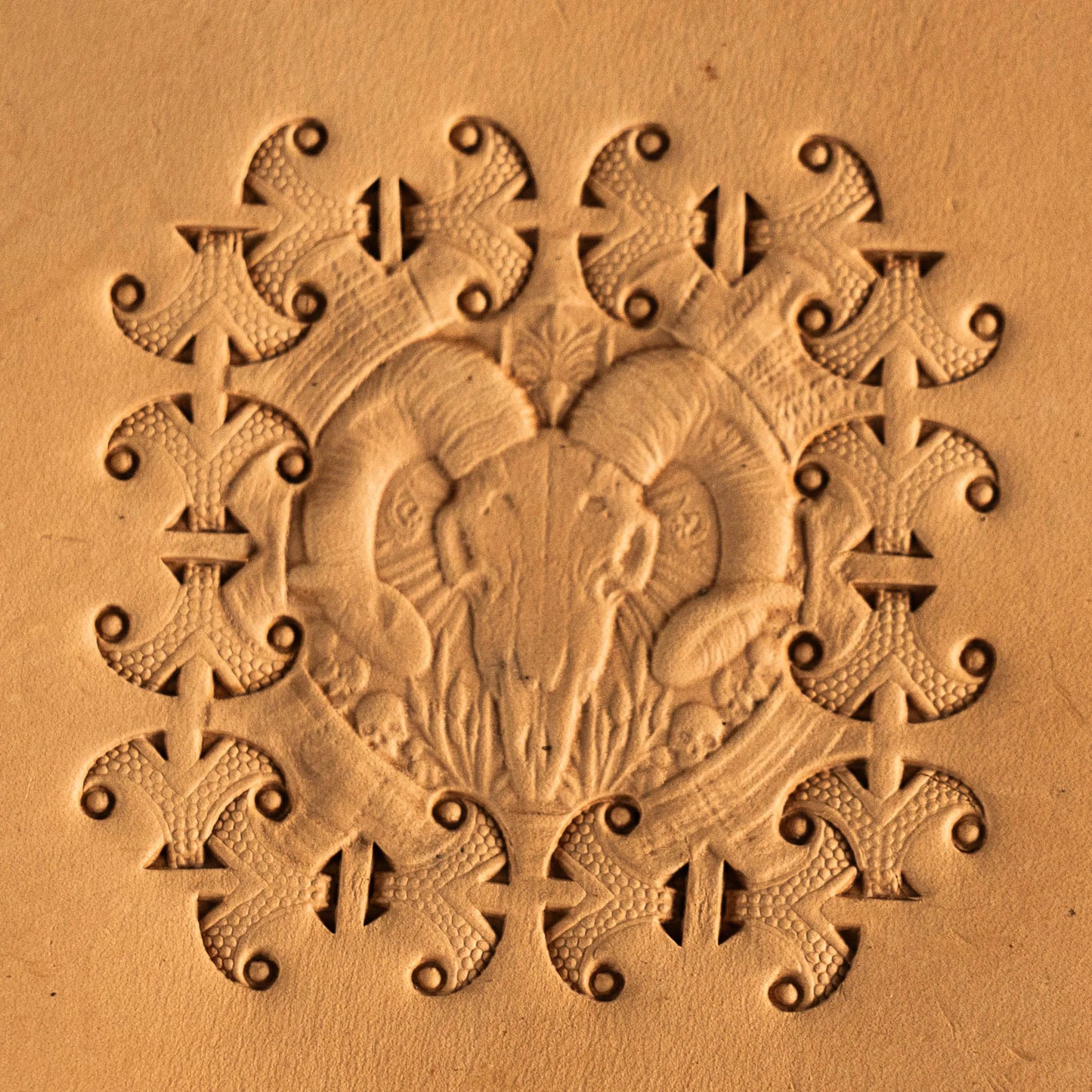 BP102 Bumper Tool Leather Embossing-65x60mm