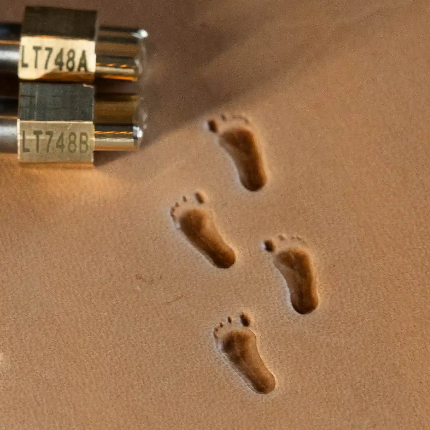 LT748A+B Footprint Leather Stamping Tool–Bare Footprint 07x14mm (3/11" x 5/9")