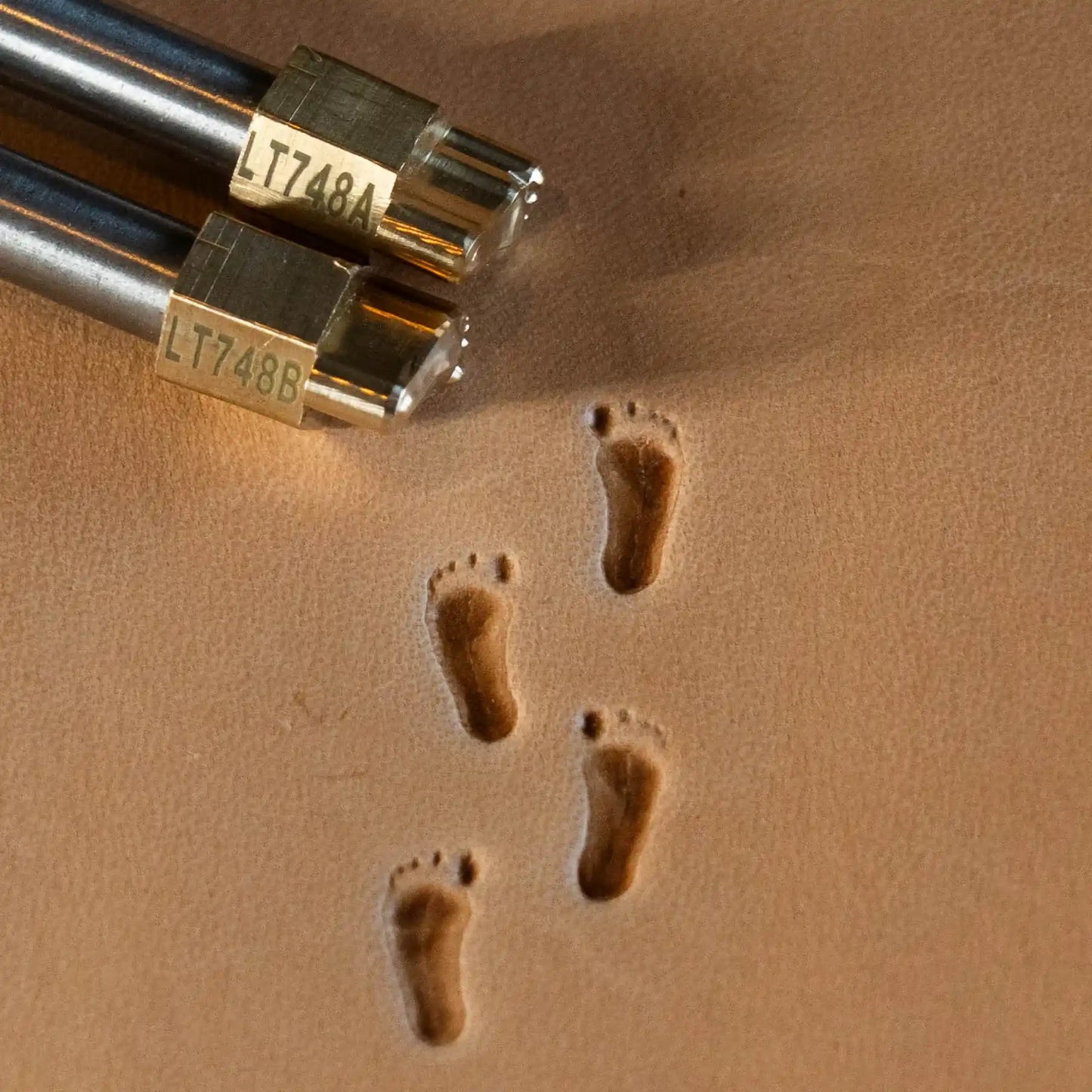 LT748A+B Footprint Leather Stamping Tool–Bare Footprint 07x14mm (3/11" x 5/9")
