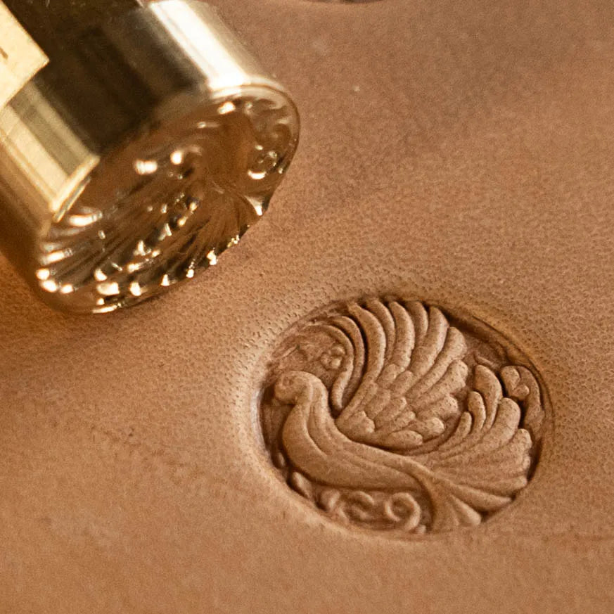 LT663 Peacock Leather Stamping Tool–Elegant Bird Peacock 17x17mm (2/3" x 2/3")