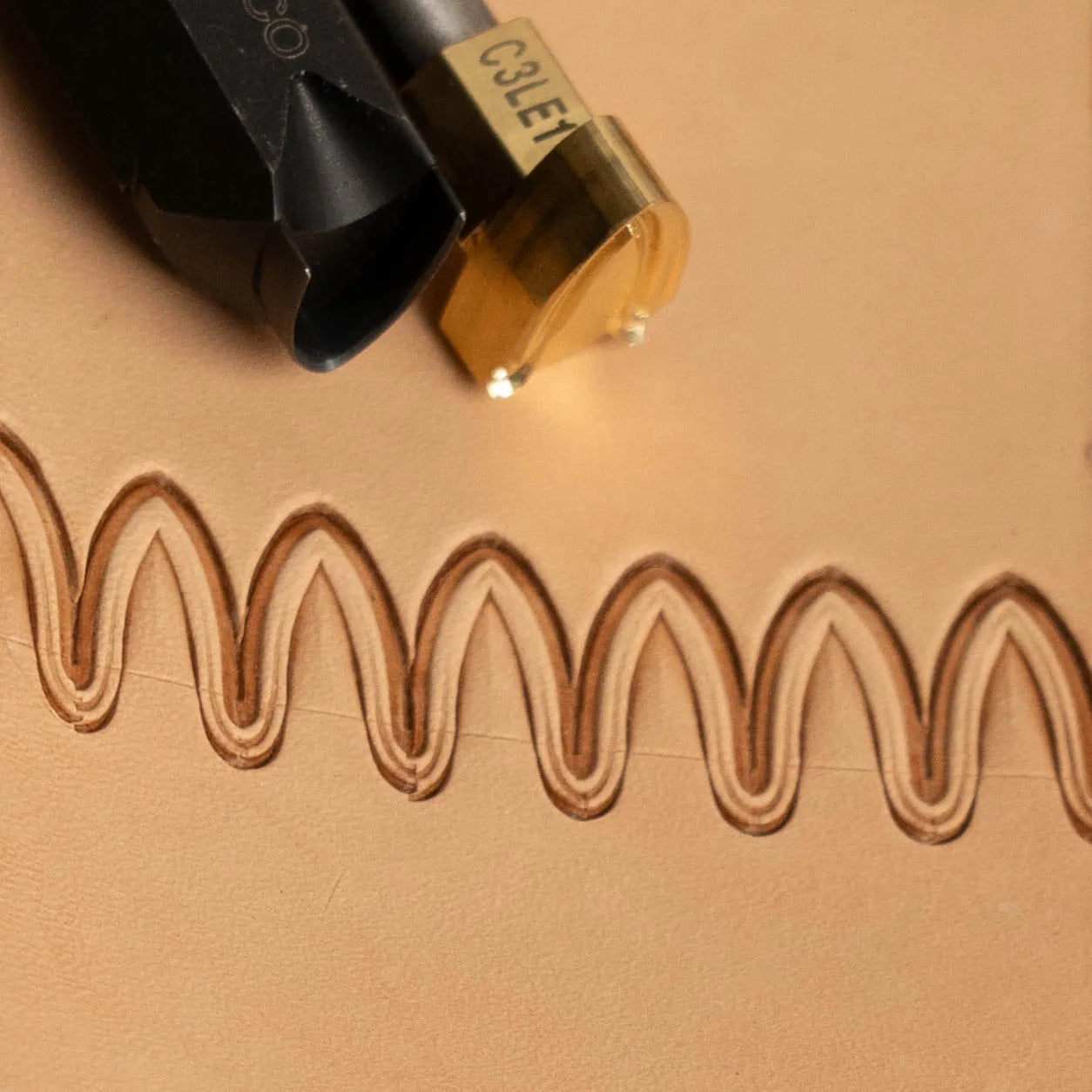 C3LE1 Decorative Brass Edge Cutter Stamp – 11x21mm
