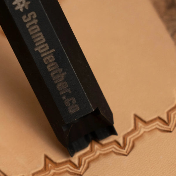 C4LE1 Decorative Brass Edge Cutter Stamp – 16x14mm