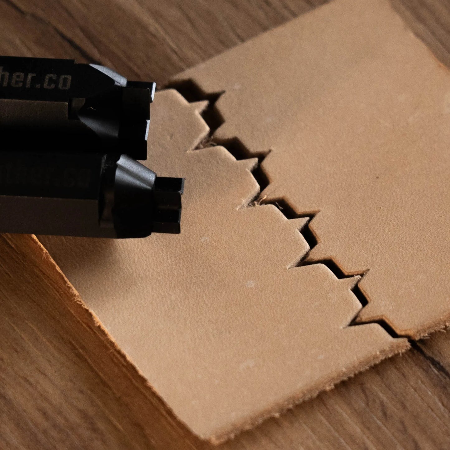 CT004 Leather Edge Cutter