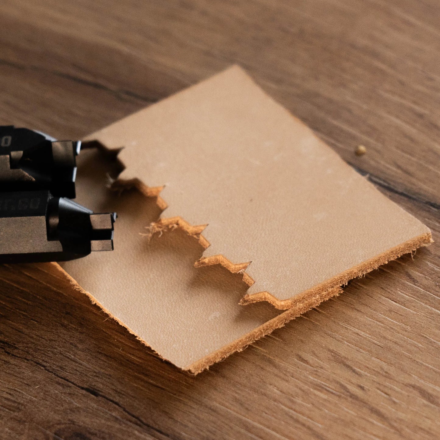 CT004 Leather Edge Cutter