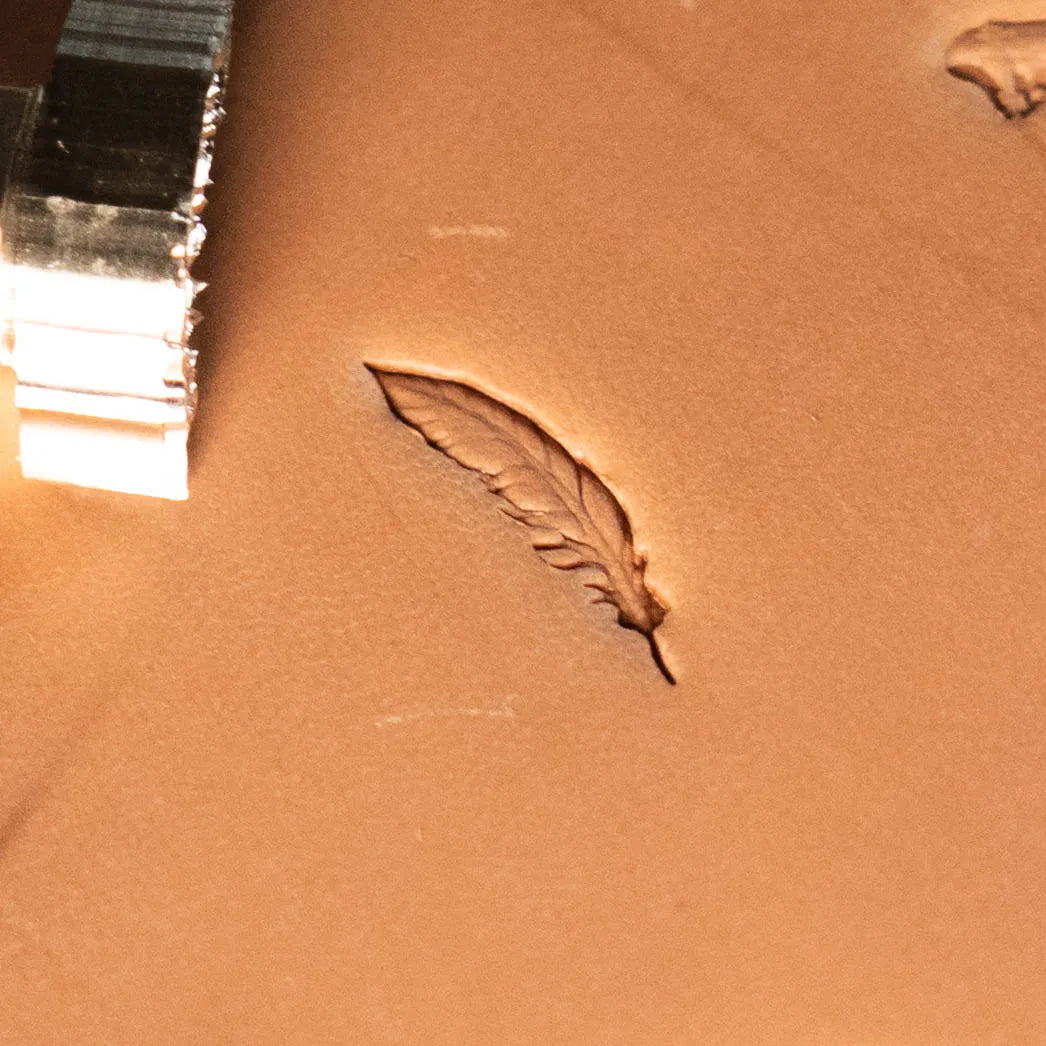 LT631 Feather Leather Stamping Tool– Feather 5x20mm (1/5" x 11/14")