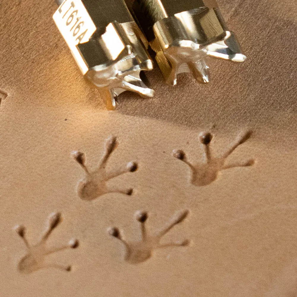 LT616A+B Footprint Leather Stamping Tool–Frog Footprint 12x15mm (7/15" x 7/12")