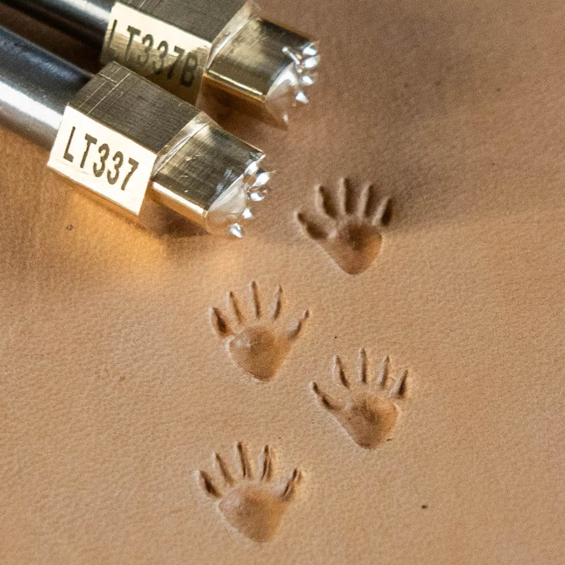 LT337A+B Footprint Leather Stamping Tool–Bottle Shape Footprint 09x11mm (5/14" x 7/16")