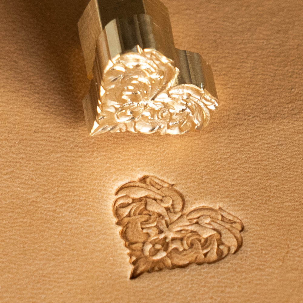 LT706 Heart Leather Stamping Tool–Celtic Style Heart 20x17mm (11/14" x 2/3")
