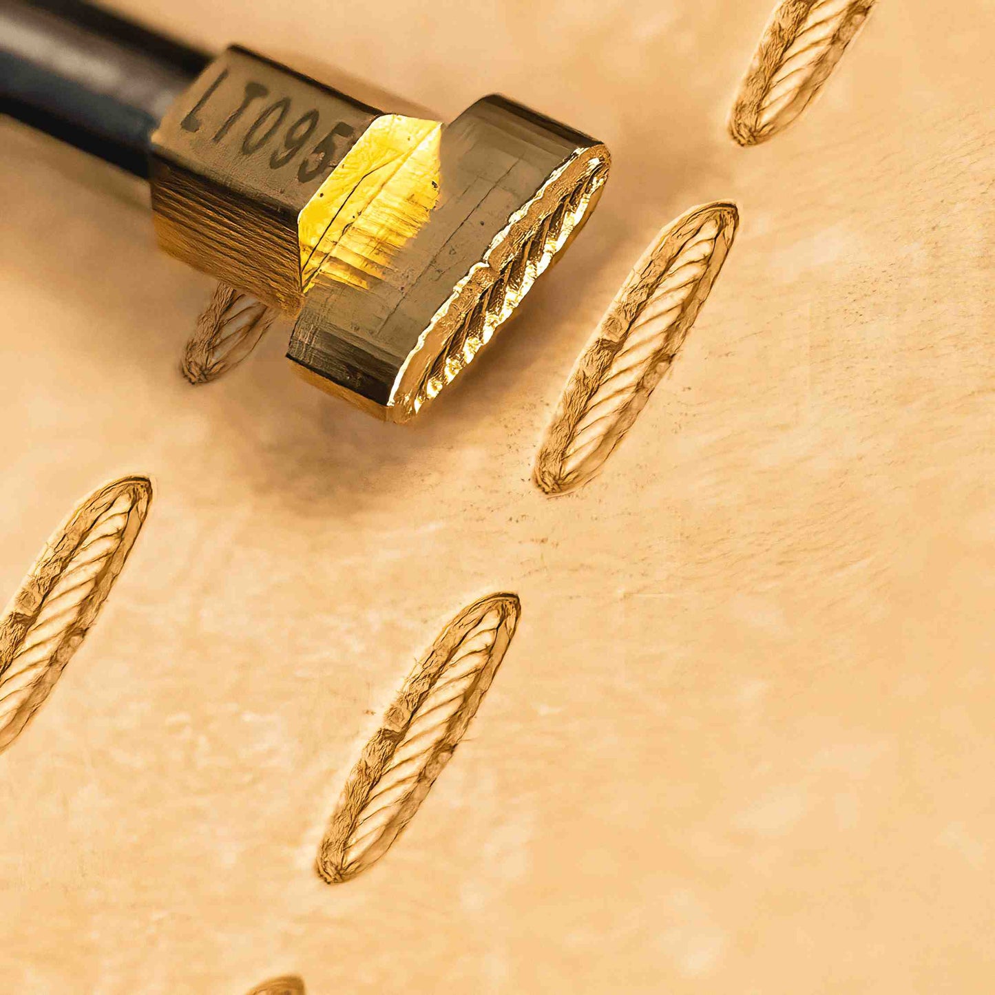 LT095 Premium Leather Stamping Tools for Professional Crafters-15x4mm size