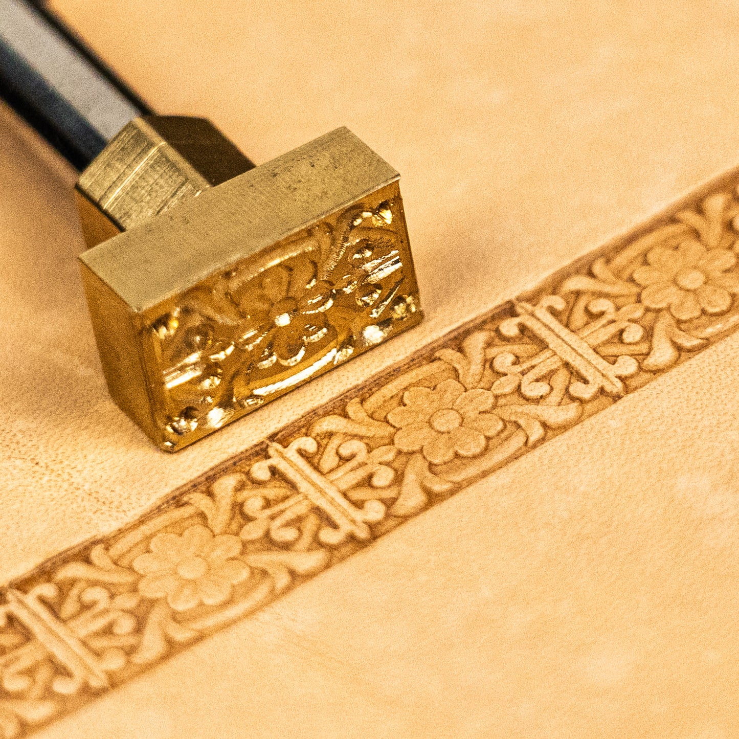 LT148 Flower Leather Stamping Tool–Ornate Flower
