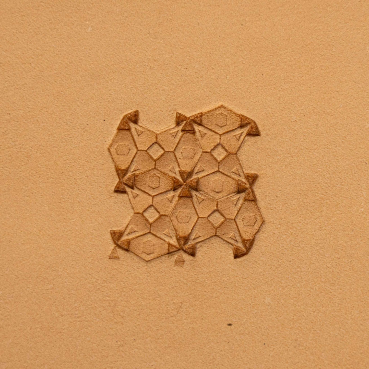 LT352 Geometric Leather Stamping Tool–Hex Mosaic Geometric 15x12mm (7/12" x 7/15")