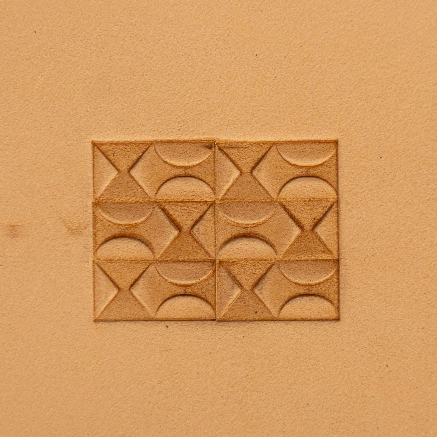 LT360 Geometric Leather Stamping Tool–Retro Shapes Geometric 16x8mm (5/8" x 5/16")