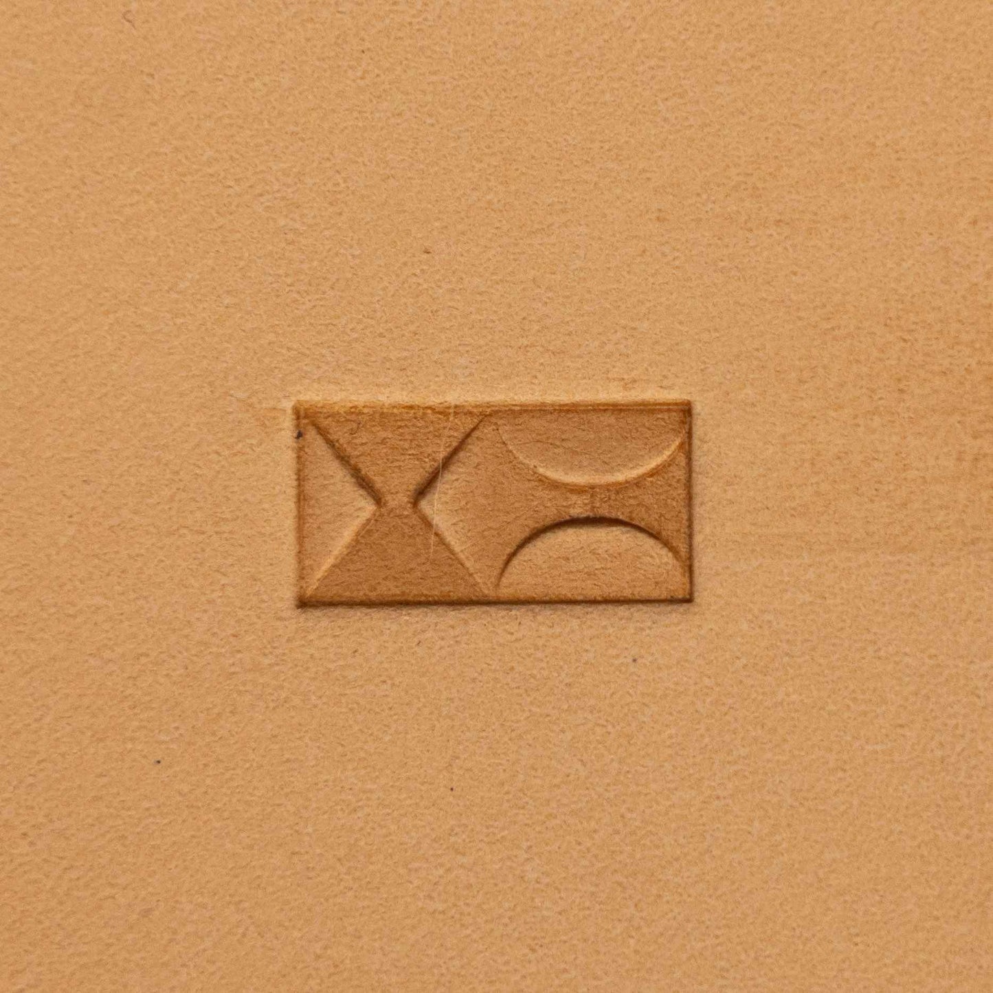 LT360 Geometric Leather Stamping Tool–Retro Shapes Geometric 16x8mm (5/8" x 5/16")