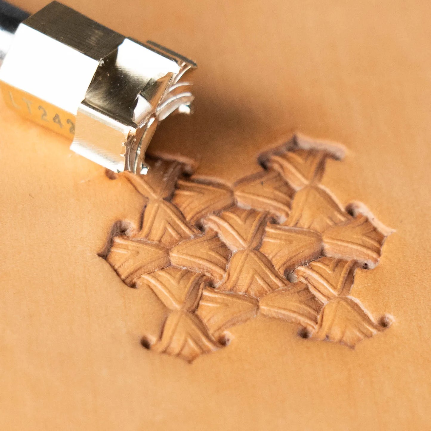 LT242 Geometric Leather Stamping Tool–motif Geometric 10x15mm (3/8x9/16")