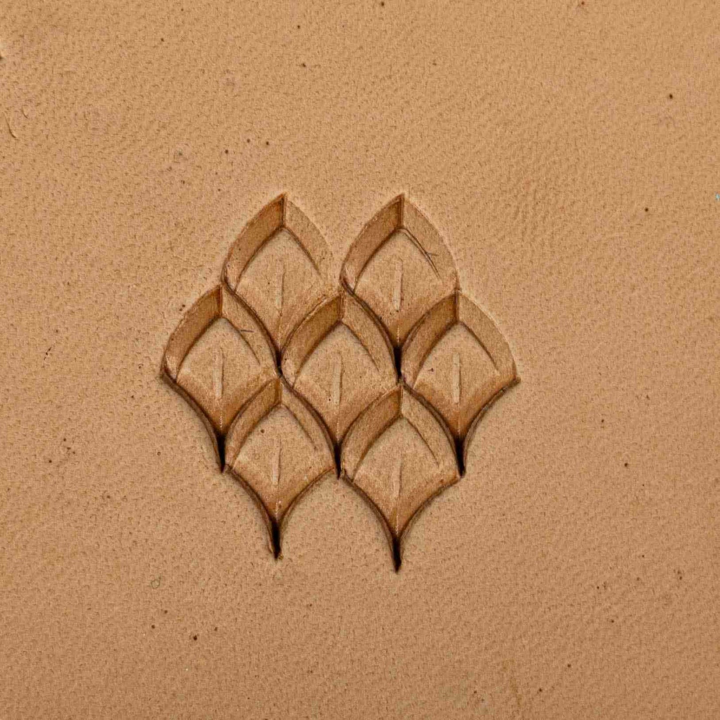 LT284 Geometric Leather Stamping Tool–Scaled Tiles Geometric 14x09mm (5/9" x 5/14")