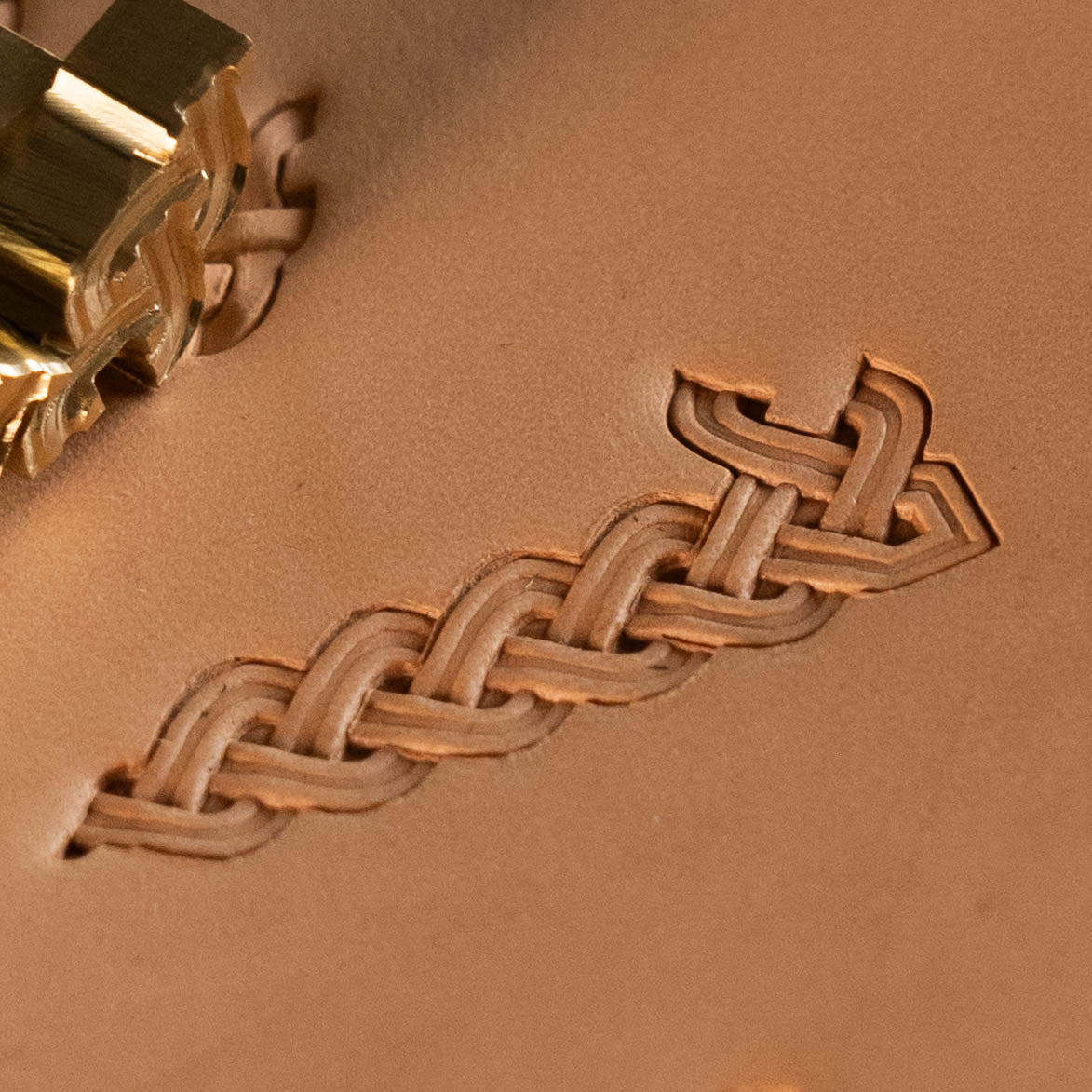 LT384 Celtic Leather Stamping Tool– Celtic Knot