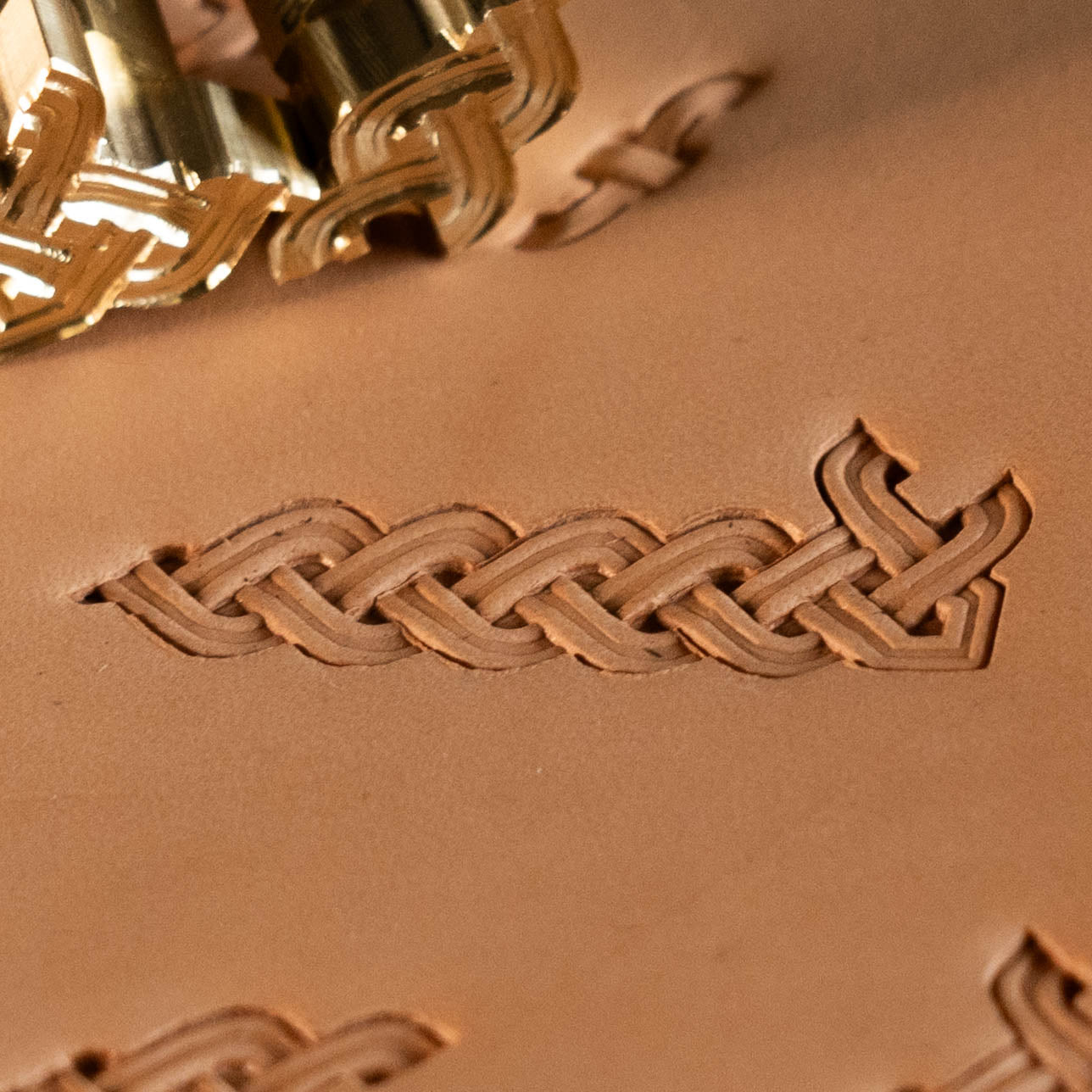LT384 Celtic Leather Stamping Tool– Celtic Knot