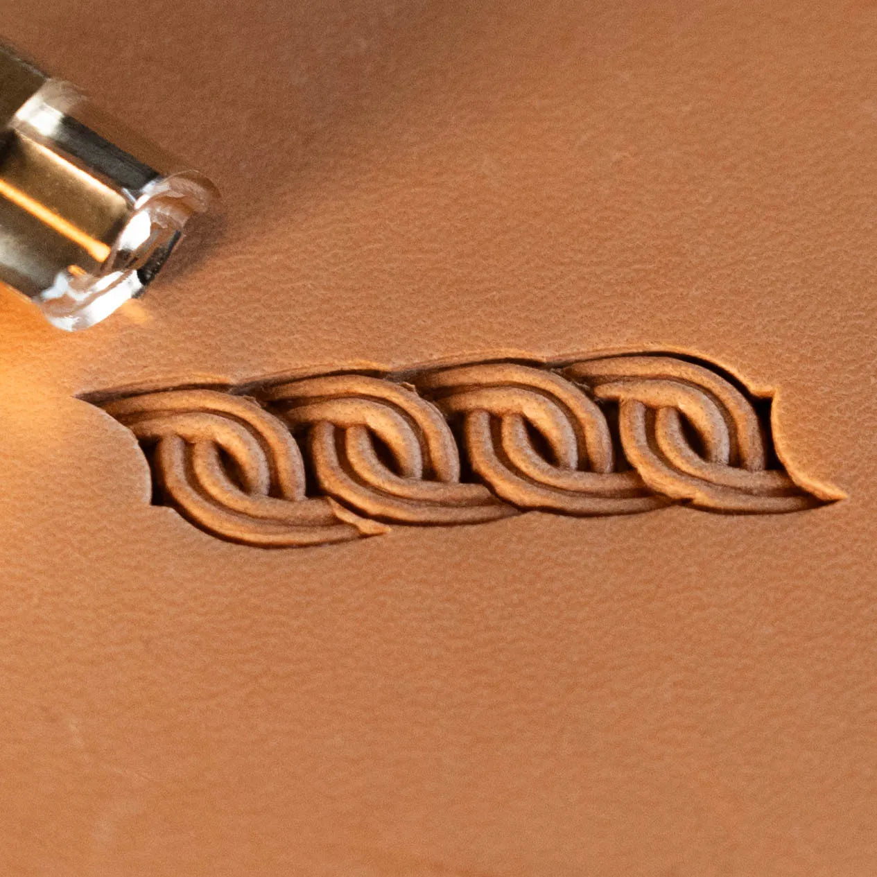 LT507 Geometric Leather Stamping Tool–Chain Link Geometric 15x10mm (7/12" x 2/5")