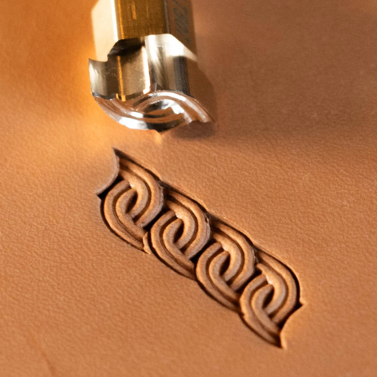 LT507 Geometric Leather Stamping Tool–Chain Link Geometric 15x10mm (7/12" x 2/5")