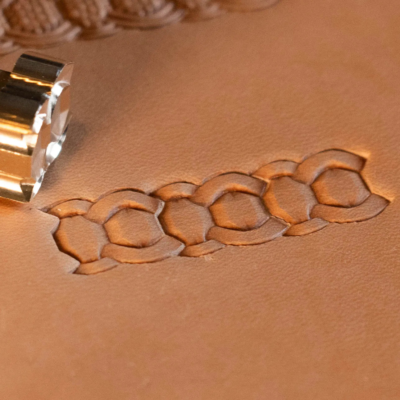 Geometric Leather Stamp – Chain Link