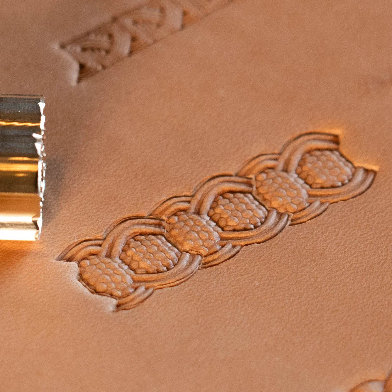 LT524 Basket Weave Leather Stamping Tool–Celtic Texture Basket Weave 17x14mm (2/3" x 5/9")