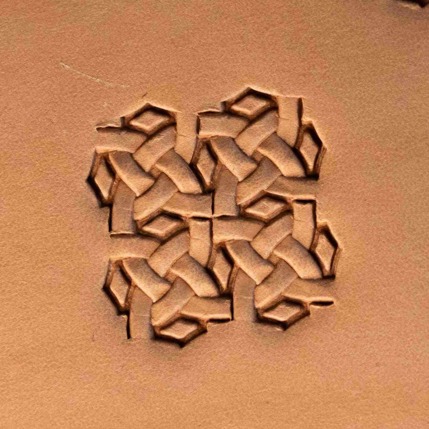 LT553 Geometric Leather Stamping Tool–Celtic Knot Geometric 14x14mm (5/9" x 5/9")
