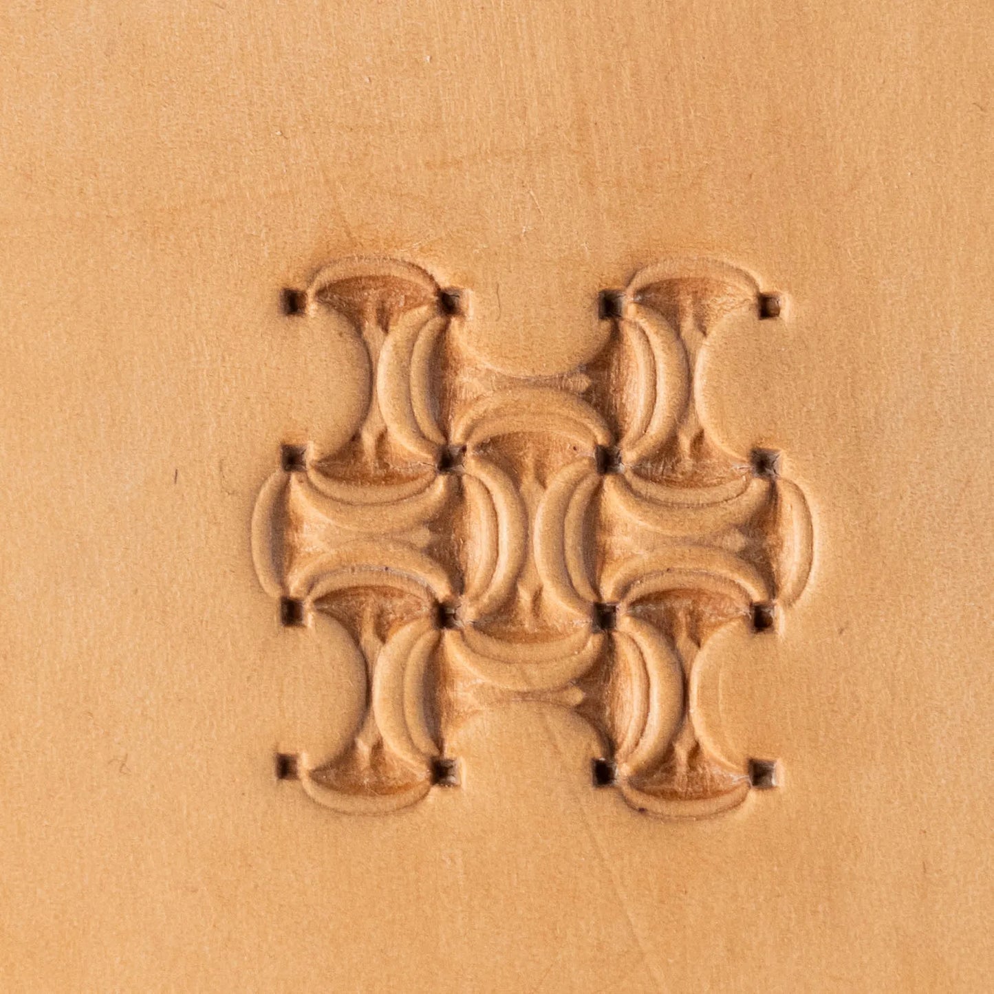 LT244 Interlocking Crescents Leather Stamping Tool– Interlocking Crescents 11x15mm (7/16x5/8")