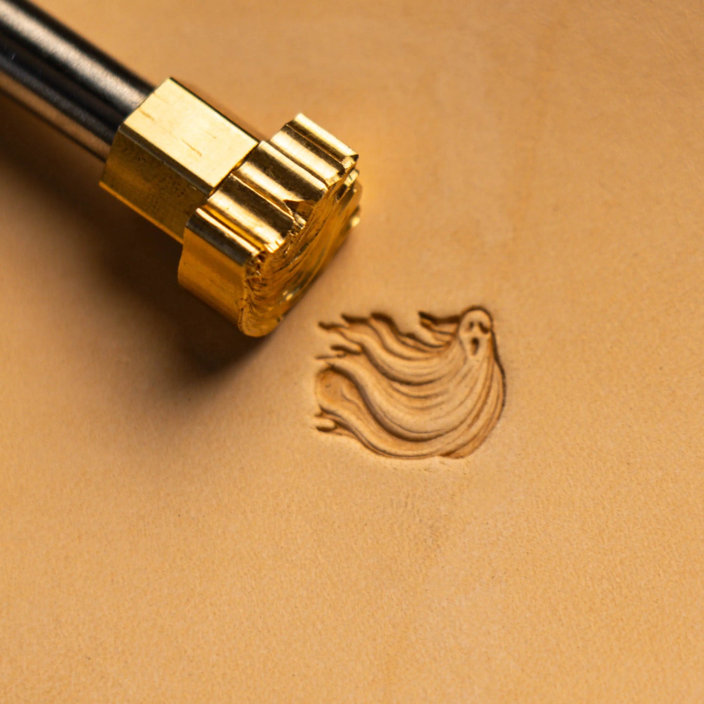 LT584 Ghost Leather Stamping Tool– Ghost 16x14mm (5/8" x 5/9")