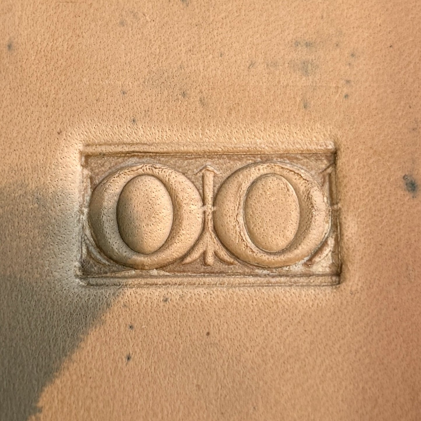 Heart leather stamp LT050 — single impression on veg-tan leather