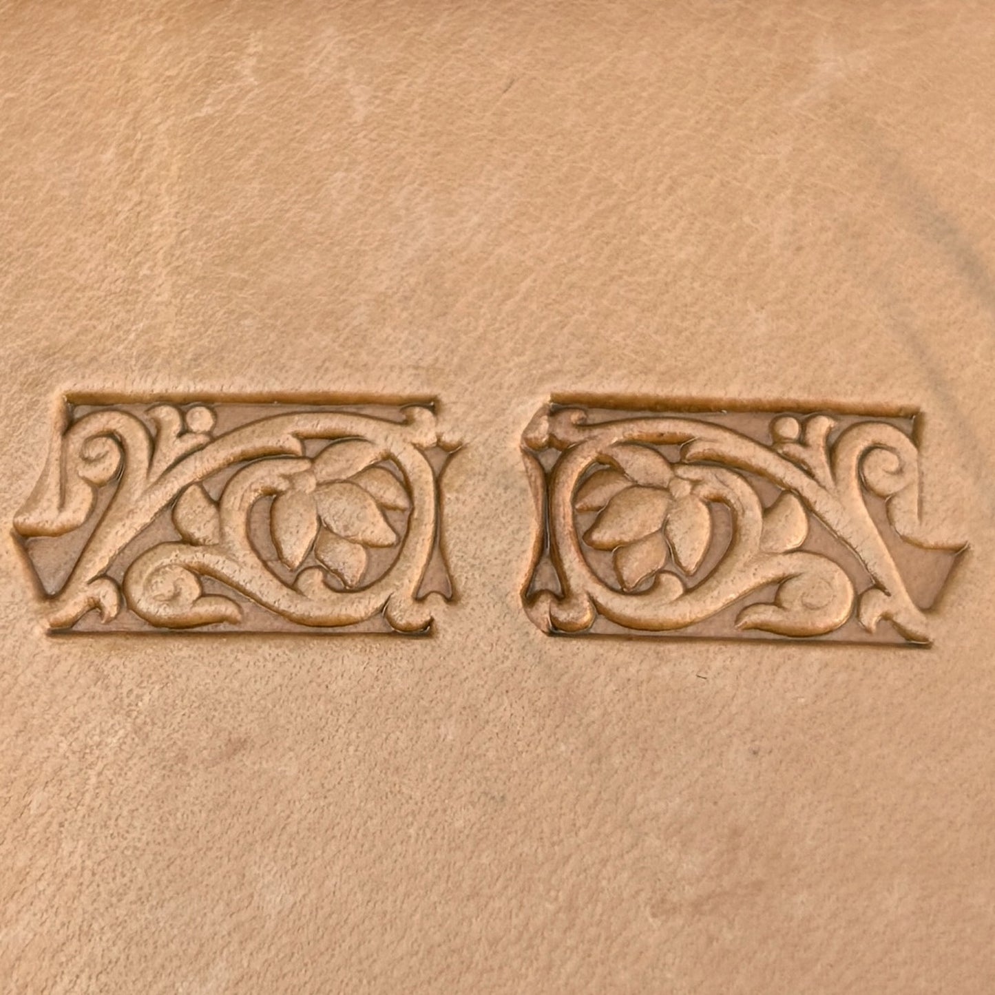 Flower leather stamp LT101 — single impression on veg-tan leather