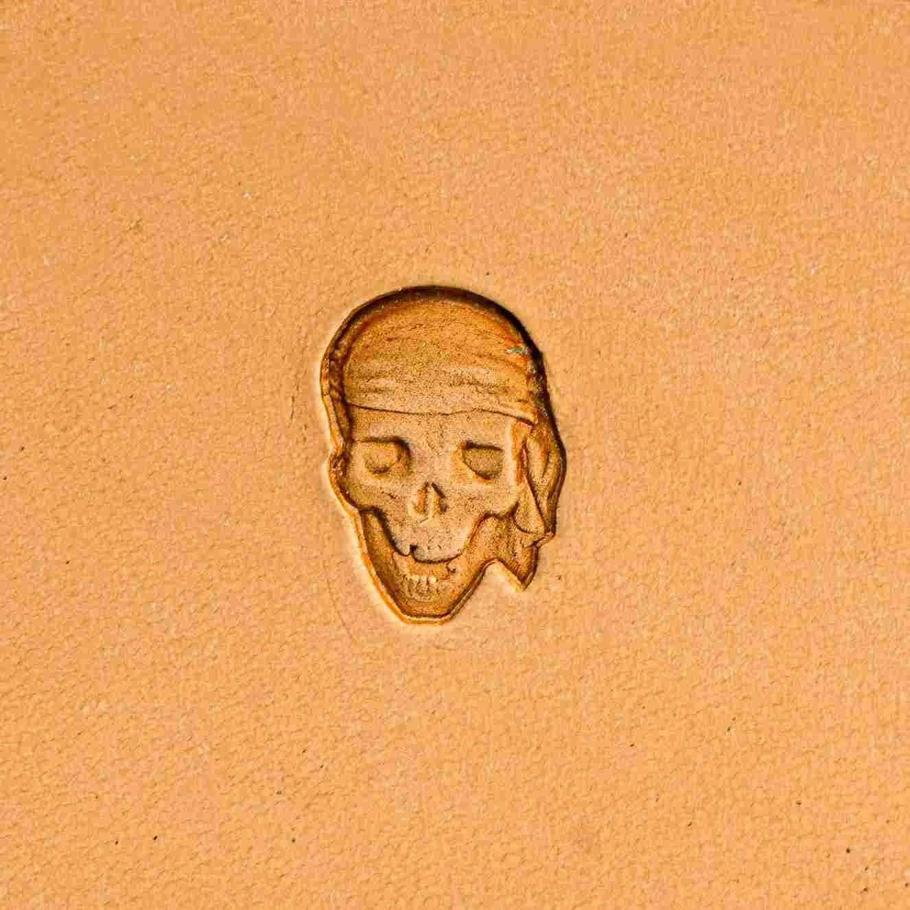 LT253 Skull Leather Stamping Tool–Pirate Skull 18x13mm (5/7" x 1/2")