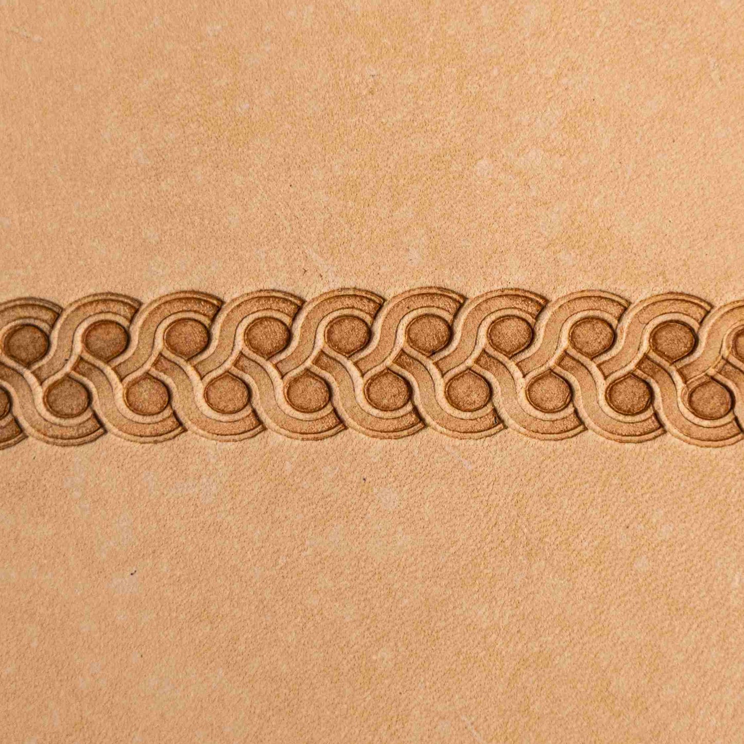 LT060 Geometric Leather Stamping Tool–Celtic Knot Geometric 16x15mm (5/8"x9/16")