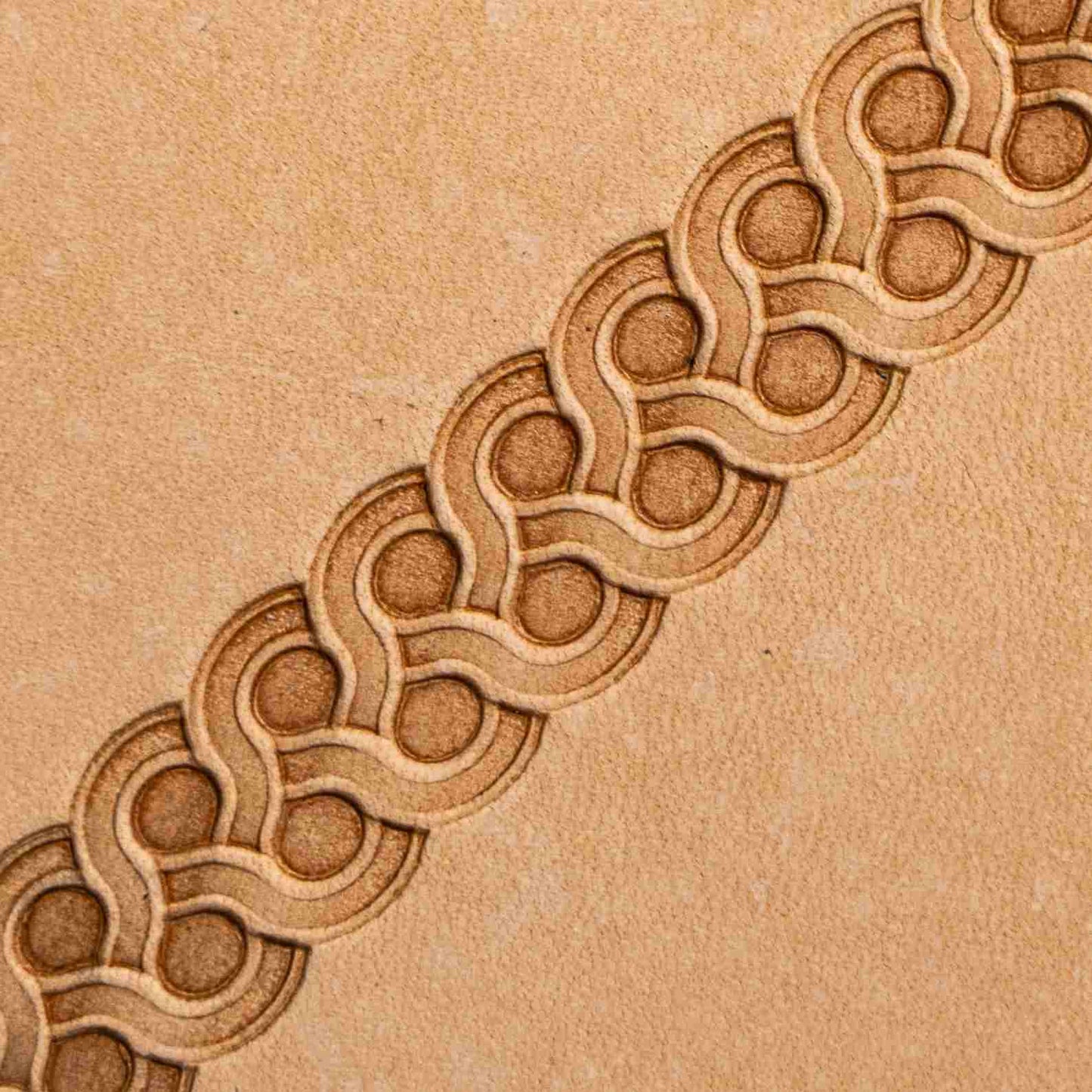 LT060 Geometric Leather Stamping Tool–Celtic Knot Geometric 16x15mm (5/8"x9/16")