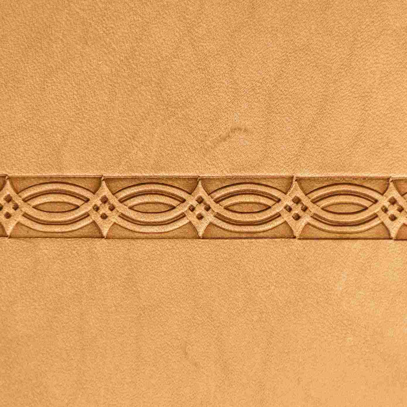 LT125 Geometric Leather Stamping Tool–Interlace Geometric 17x9mm (2/3" x 5/14")