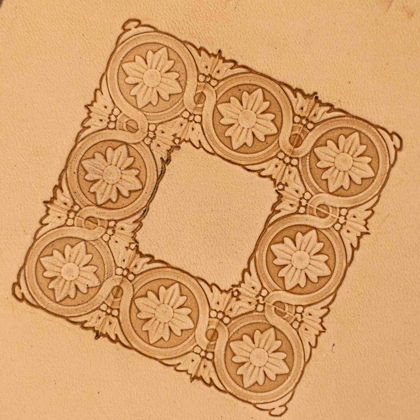 LT076 Flower Leather Stamping Tool–Ornamental Border Flower
