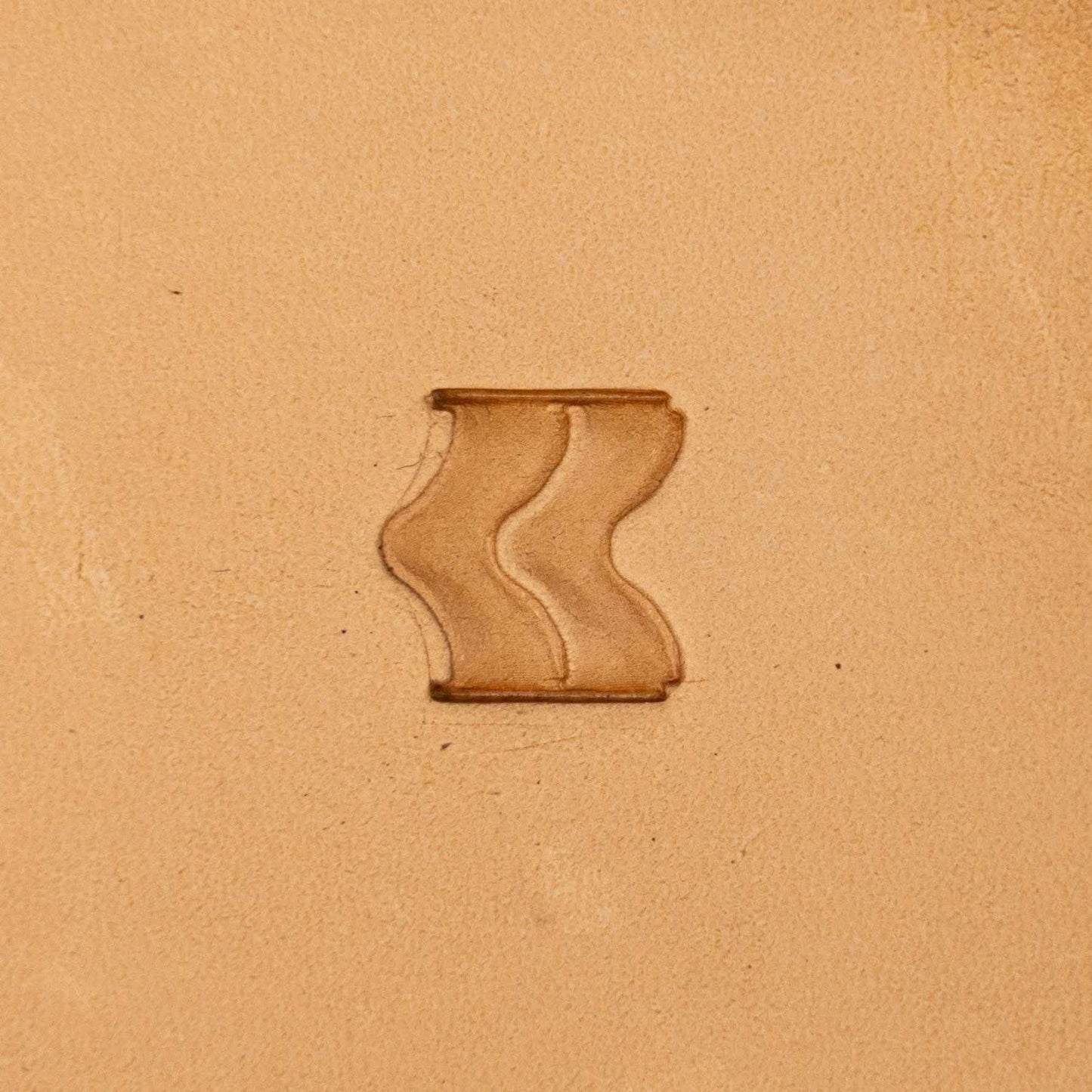 LT116 Wavy Line Leather Stamping Tool– Wavy Line 12x12mm (7/15" x 7/15")