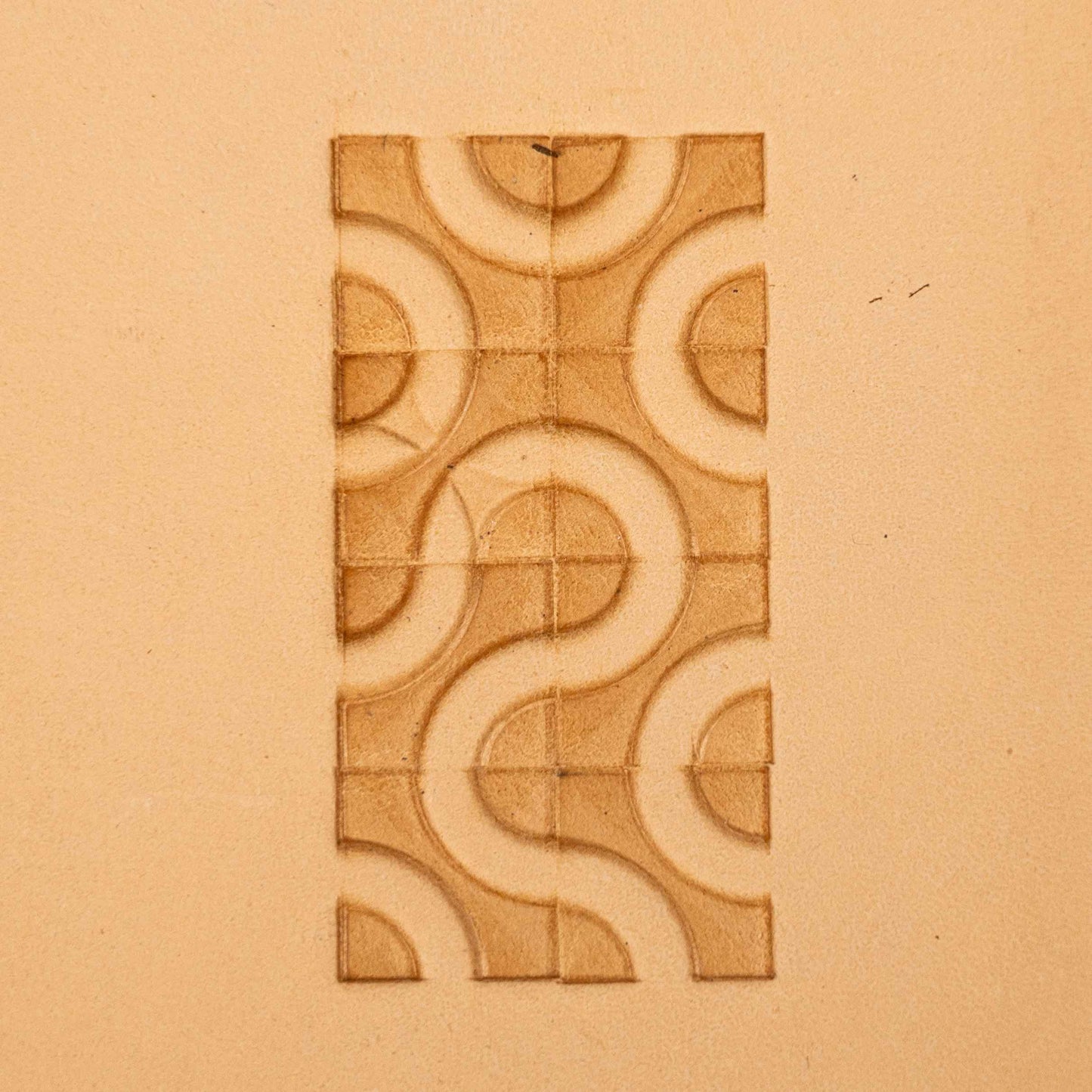 LT122 Geometric Leather Stamping Tool–Retro Waves Geometric 13x13mm (1/2" x 1/2")