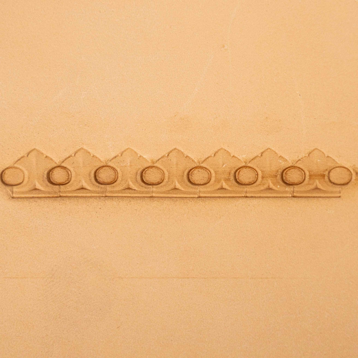 LT126 Circle Border Leather Stamping Tool– Circle Border 14x10mm (5/9" x 2/5")