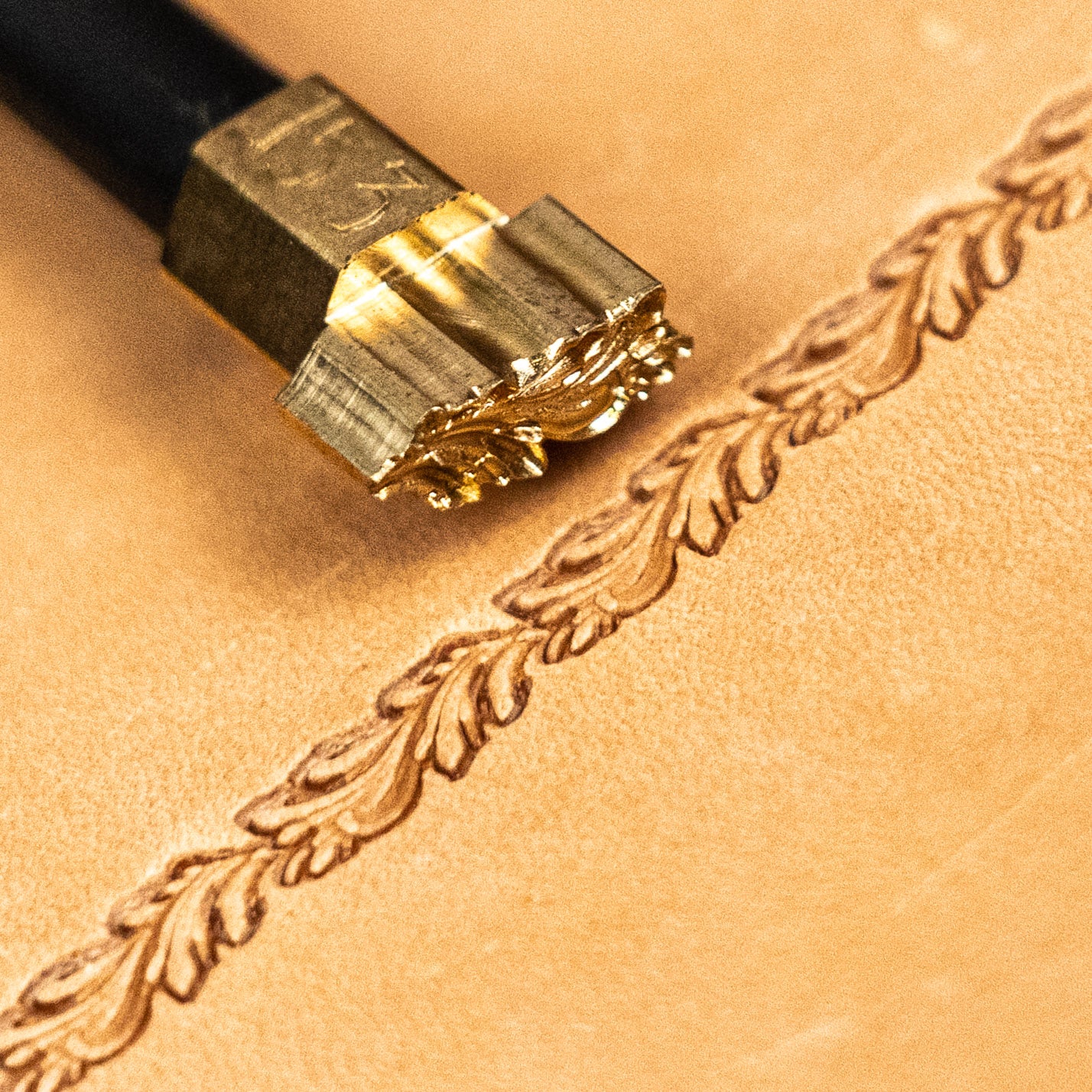 Leaf Leather Stamp – Border Trim